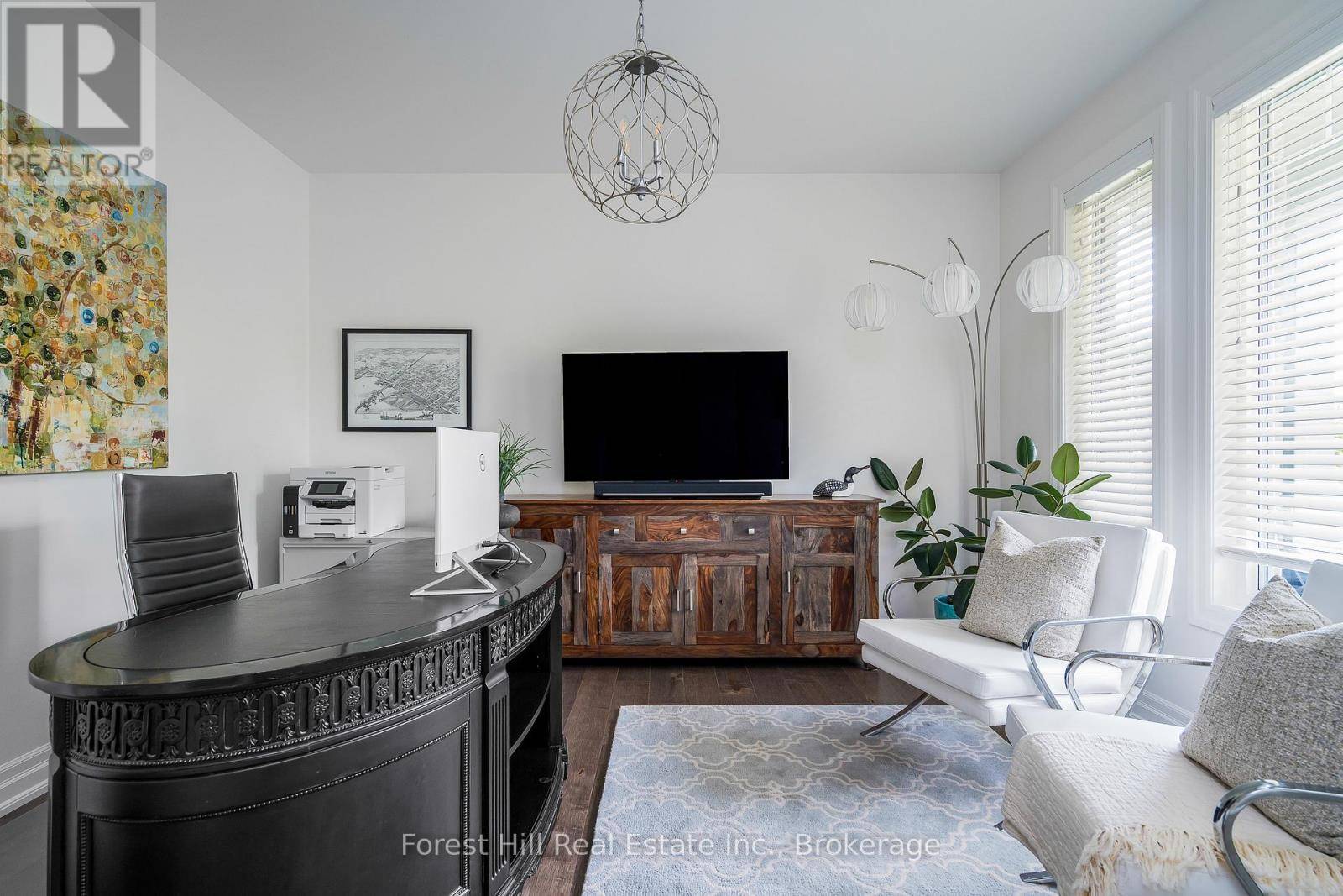 Collingwood, ON L9Y0X2,155 GLENLAKE BOULEVARD