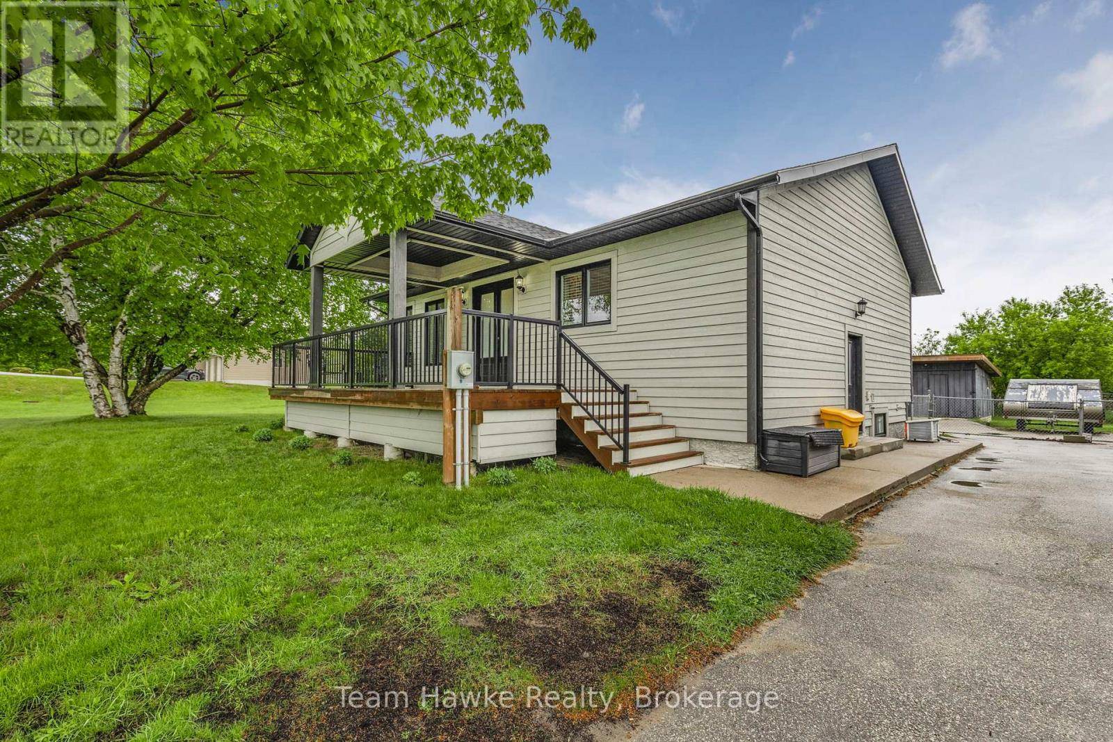 Midland, ON L4R5E3,969 WILLIAM STREET