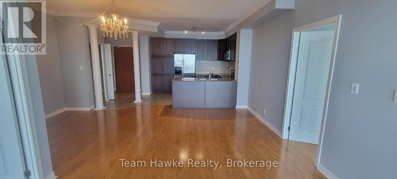 Midland, ON L4R5P2,699 Aberdeen BLVD #305