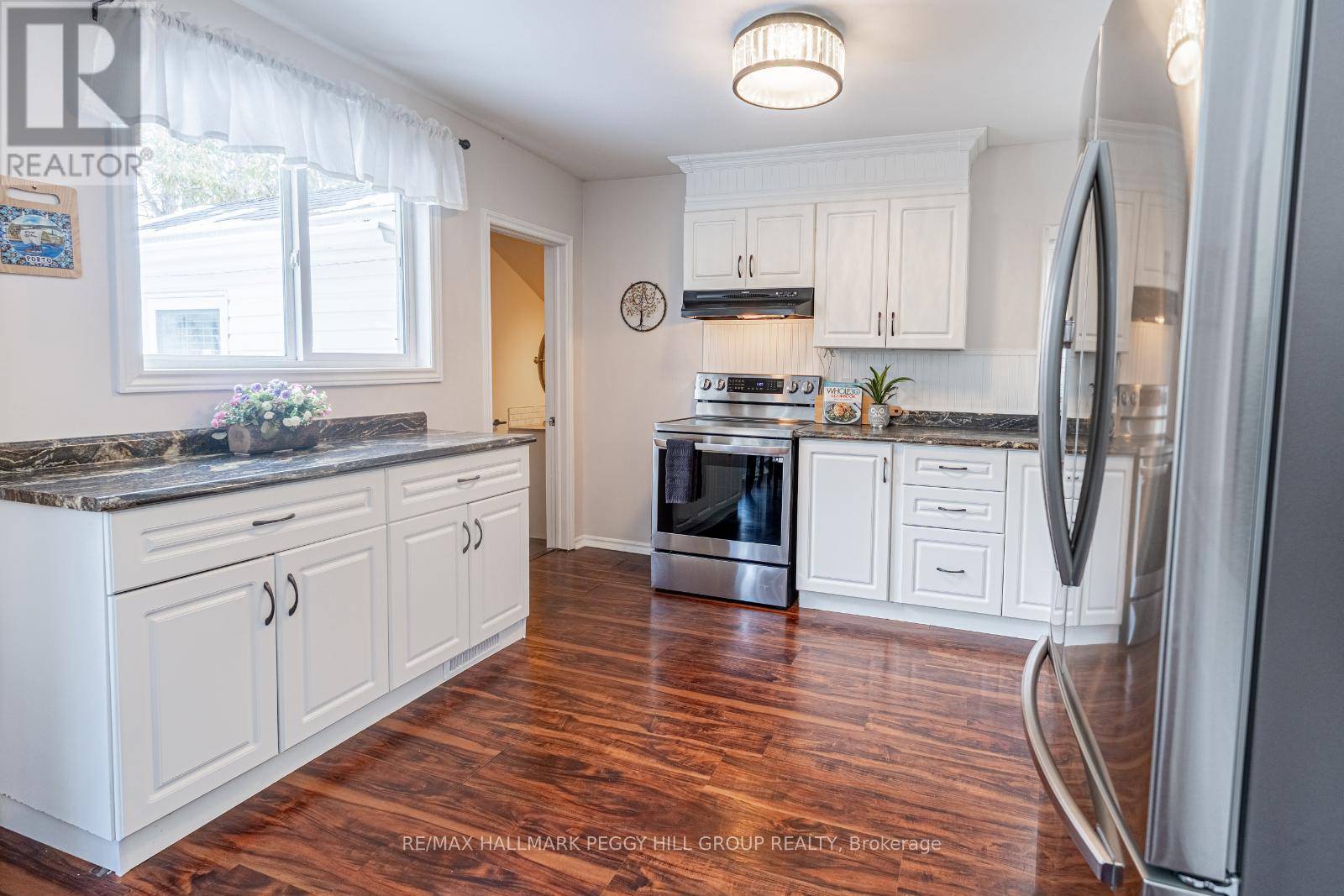 Barrie (south Shore), ON L4N3X7,210 SOUTHVIEW ROAD
