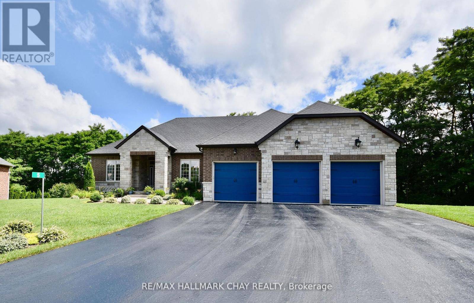 Springwater (midhurst), ON L9X0V4,5 KANATA COURT