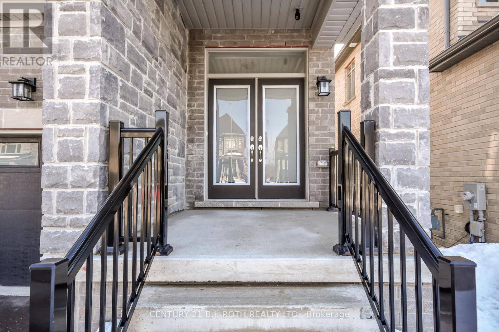 Barrie (holly), ON L9J0J2,130 FRANKLIN TRAIL