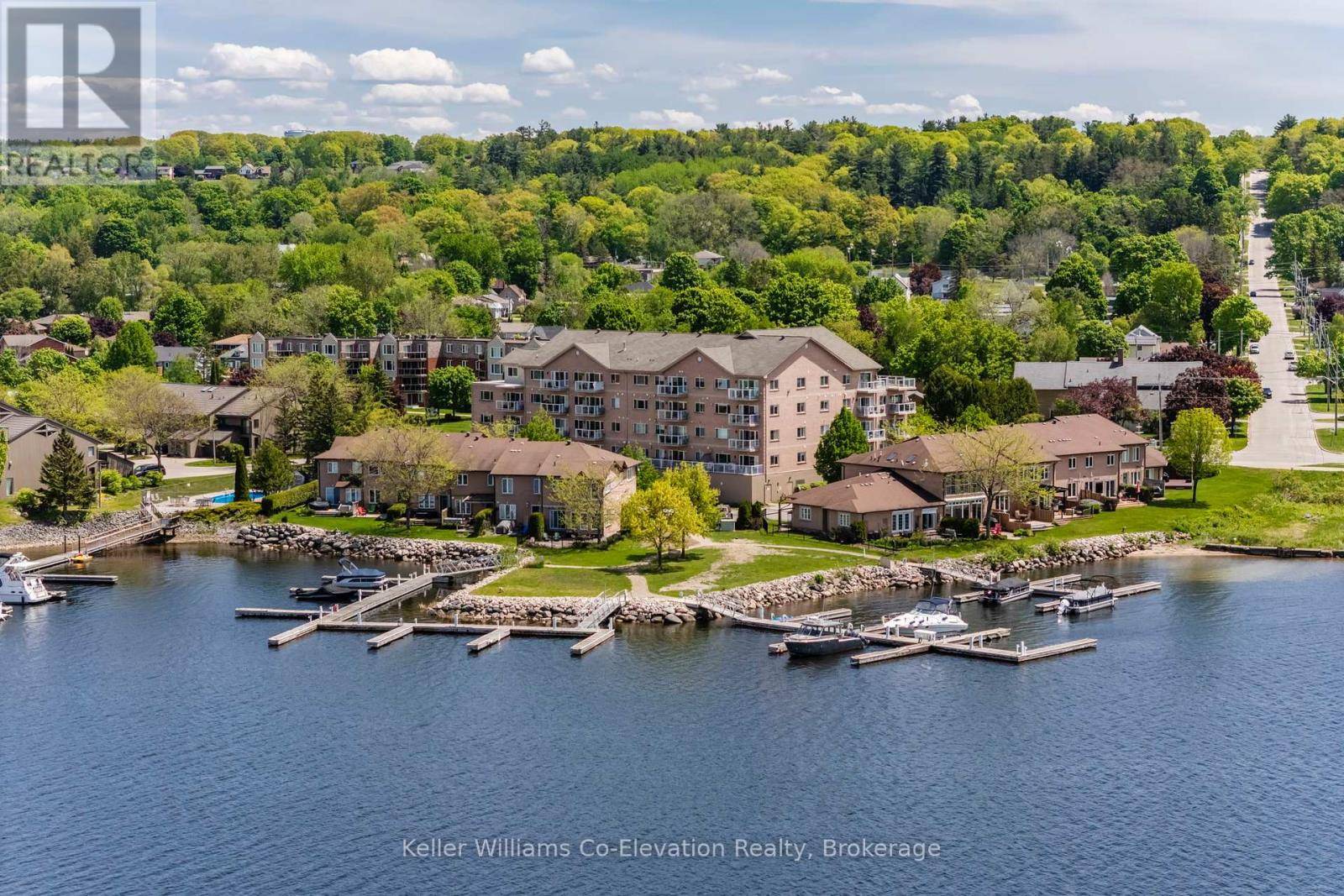Penetanguishene, ON L9M2H3,4 Beck BLVD #302