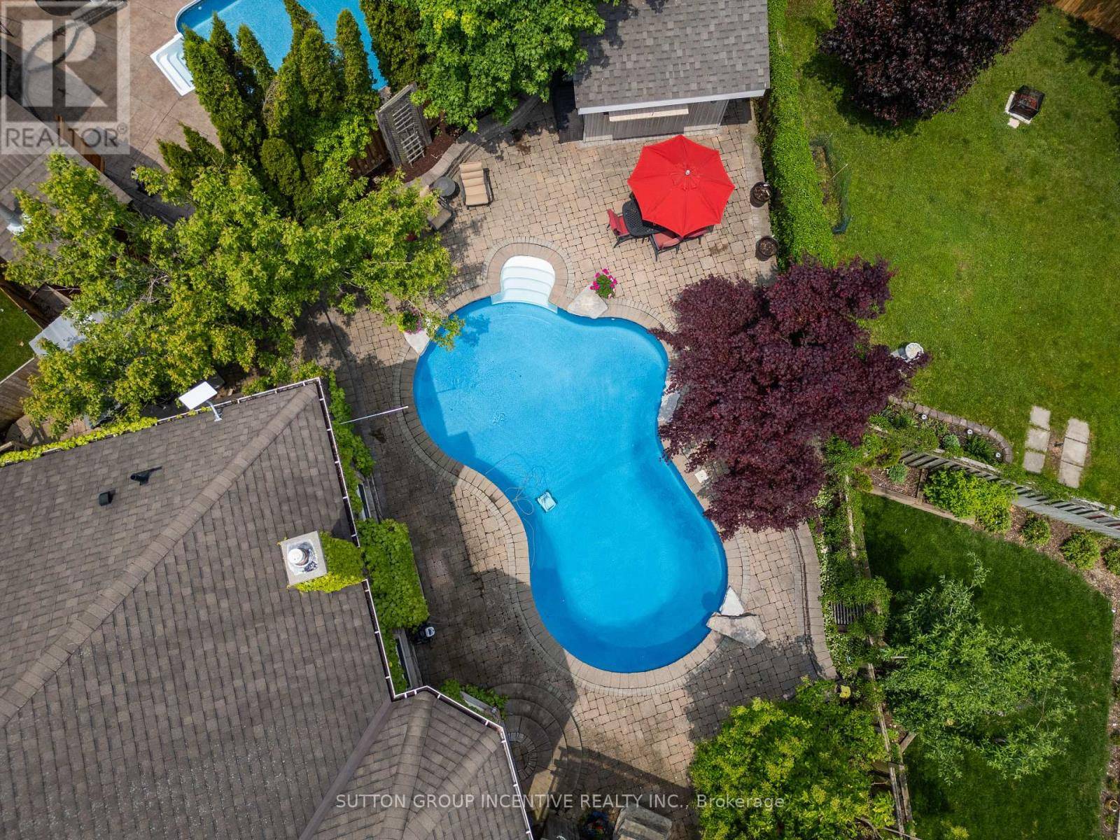 Barrie (west Bayfield), ON L4N7A4,10 GORDON COURT