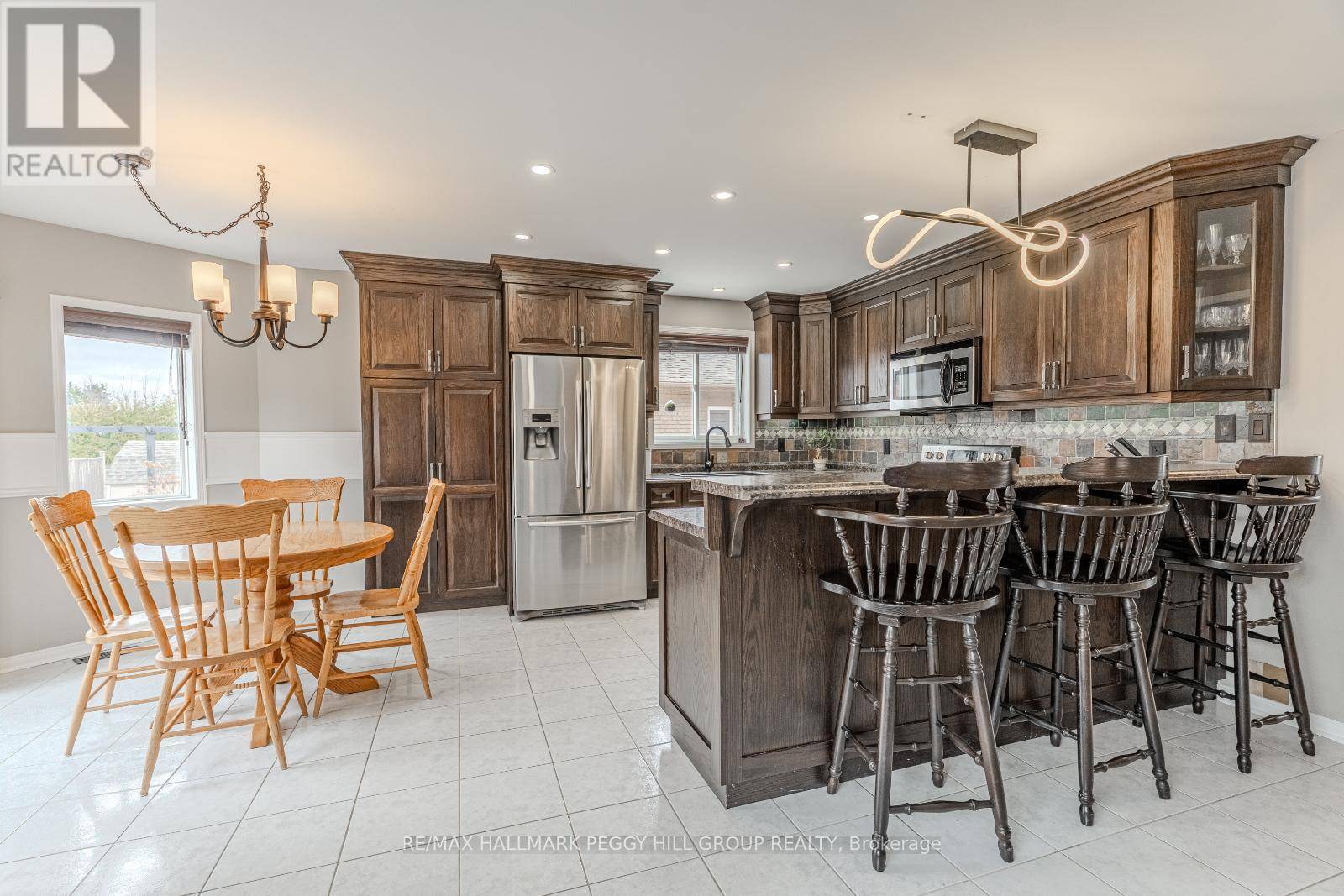 Barrie (northwest), ON L4N7Y1,38 BENSON DRIVE