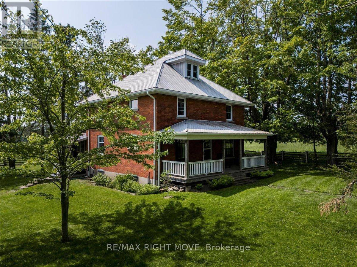 Oro-medonte, ON L3V0K3,2529 OLD BARRIE ROAD E