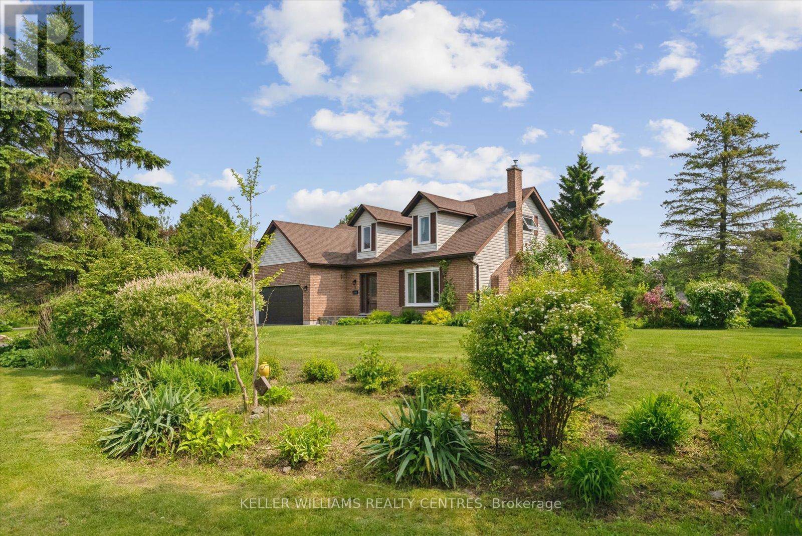 Oro-medonte, ON L0L2E0,2 ELM COURT