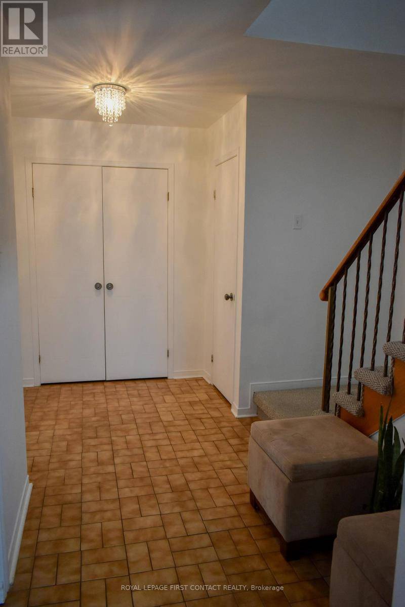 Barrie (allandale Heights), ON L4N5T9,103 GARDEN DRIVE
