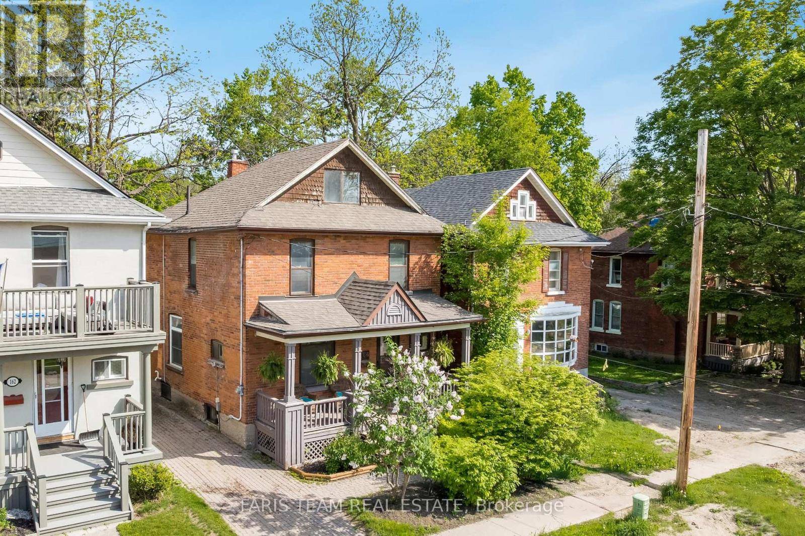 Orillia, ON L3V2A7,164 JARVIS STREET
