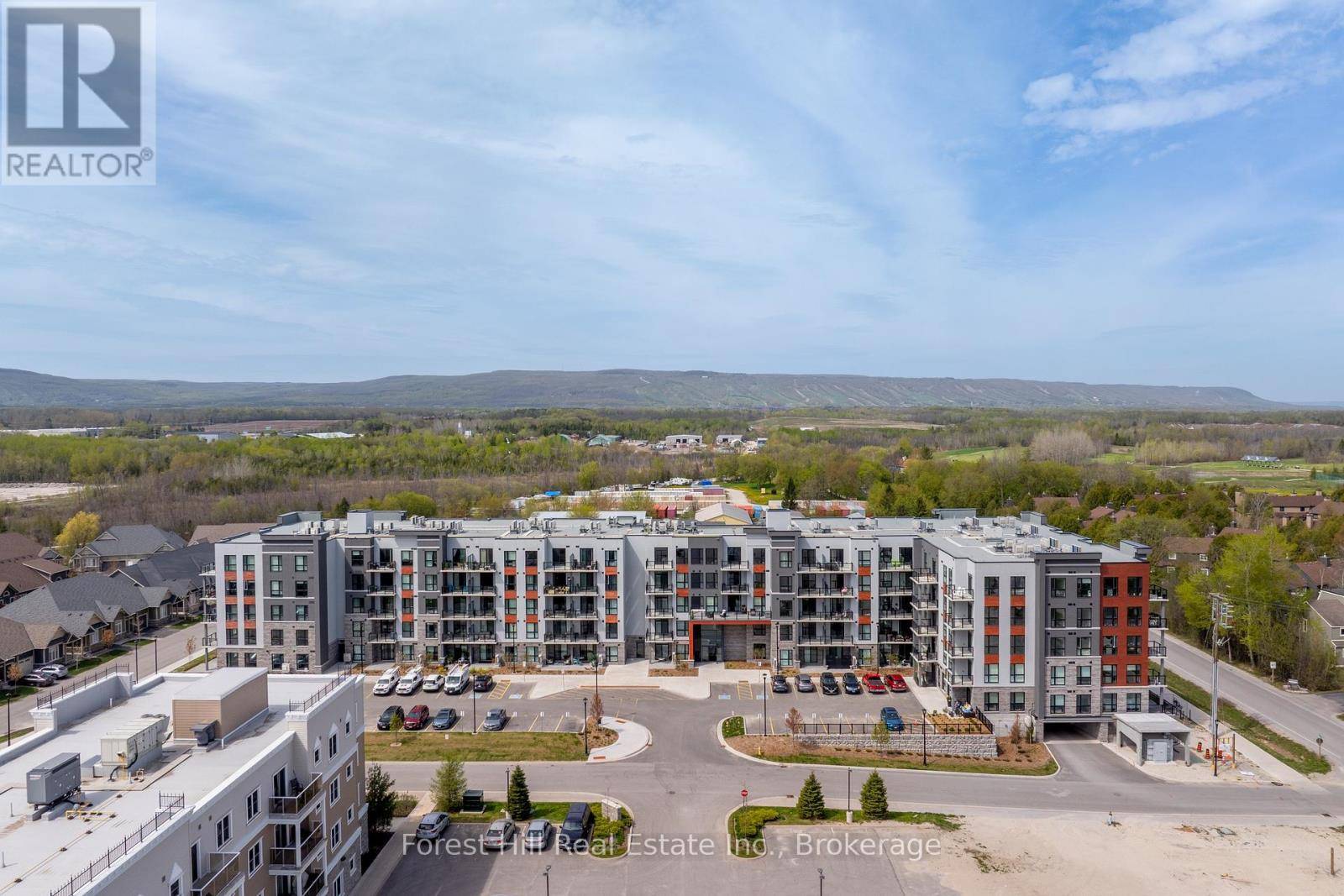 Collingwood, ON L9Y5T6,4 Kimberly LN #518
