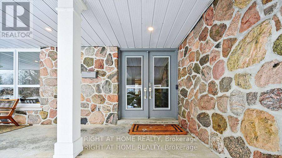 Barrie (codrington), ON L4M4N6,127 PUGET STREET