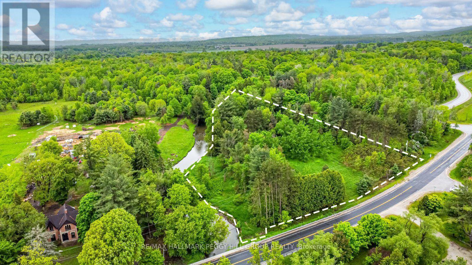 Oro-medonte, ON L0K1N0,699 MOONSTONE ROAD E