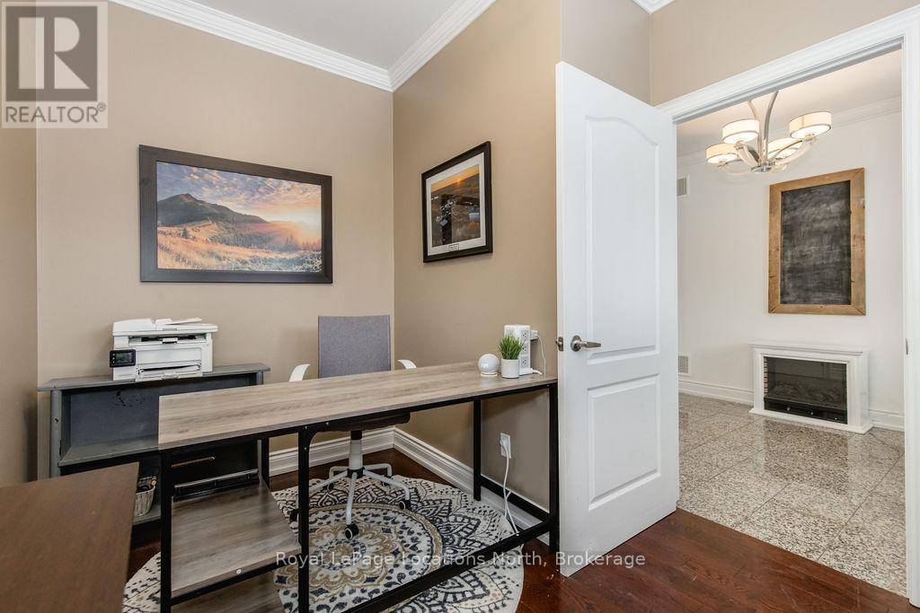 Wasaga Beach, ON L9Z1H3,54 ROYAL BEECH DRIVE