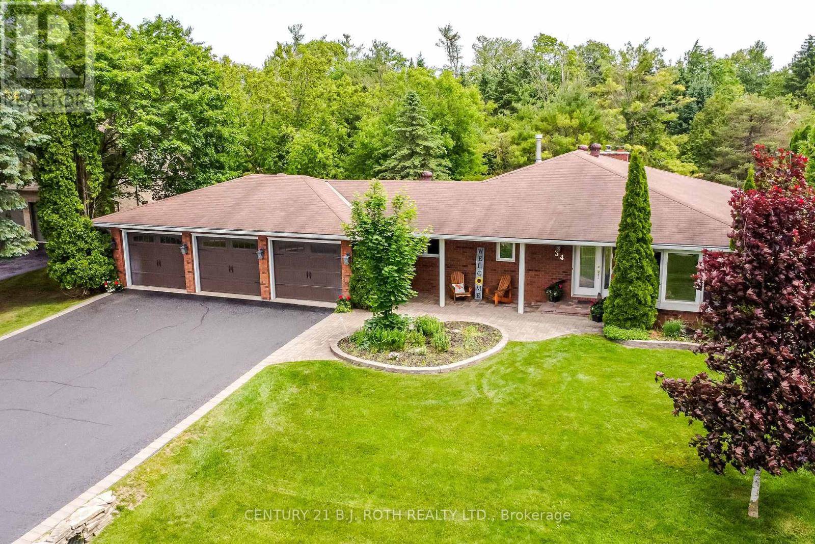 Springwater (midhurst), ON L9X0N8,34 CAIRNS BOULEVARD