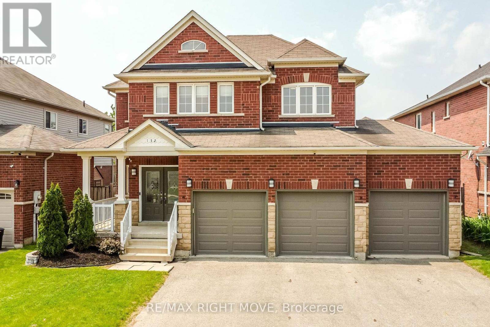 Barrie (innis-shore), ON L4M0B4,132 THE QUEENSWAY