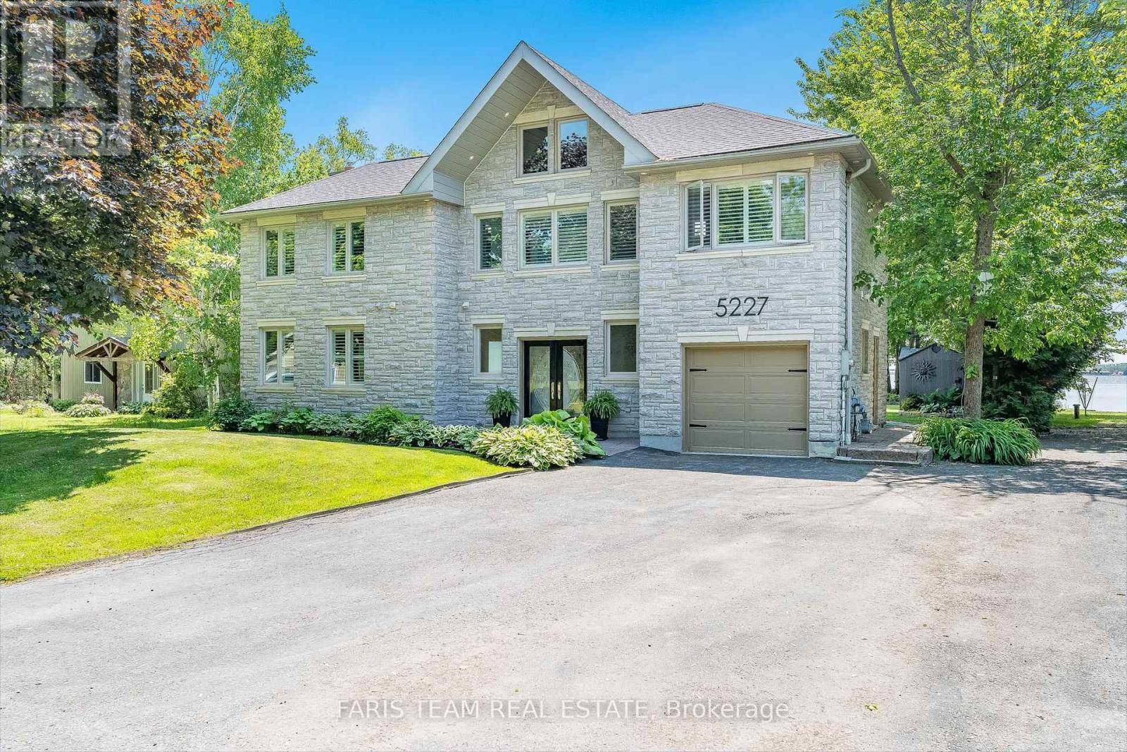 Ramara, ON L3V0Z1,5227 PROSPECT AVENUE