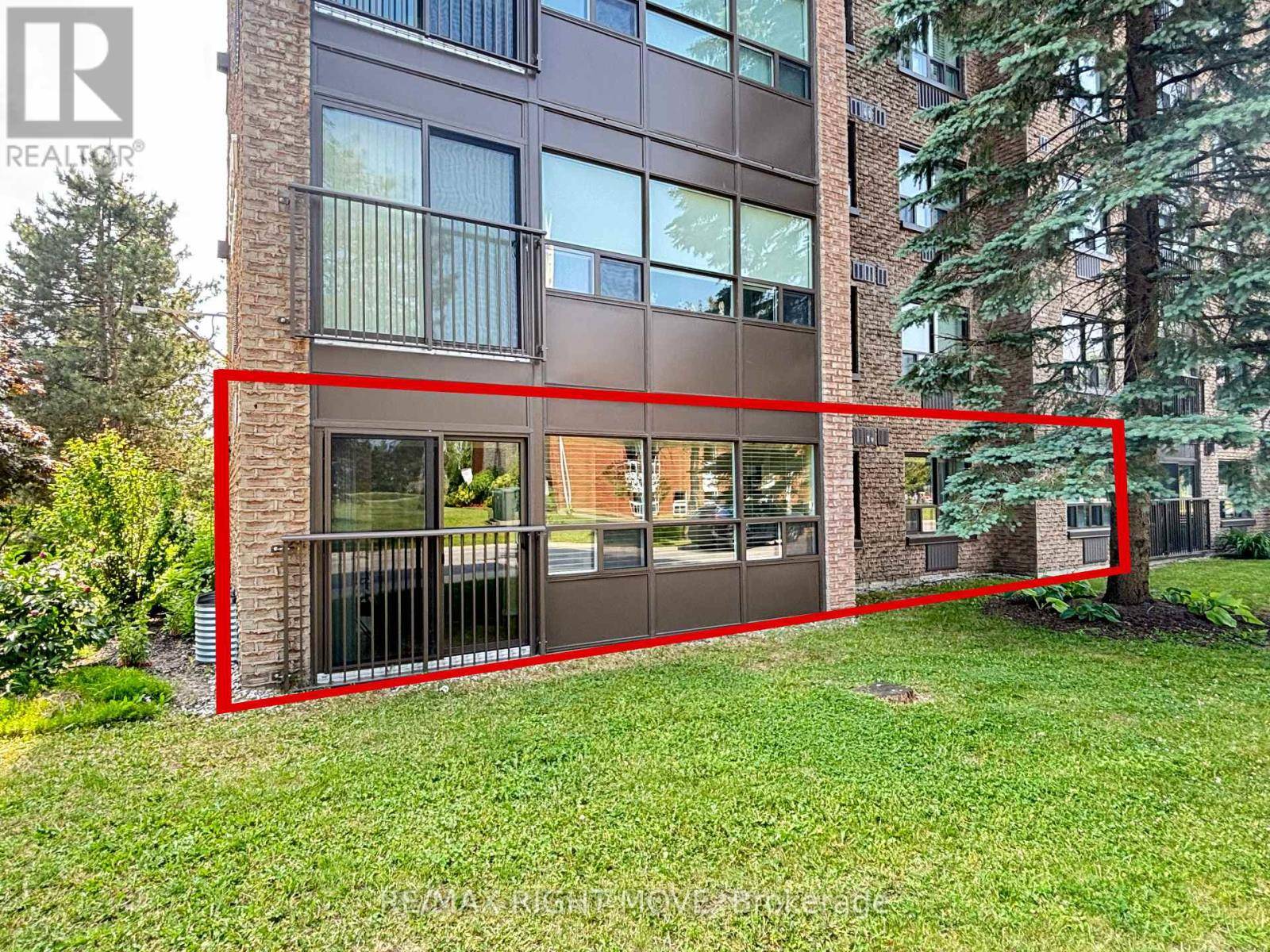 Orillia, ON L3V3T9,54 Fittons RD West #103