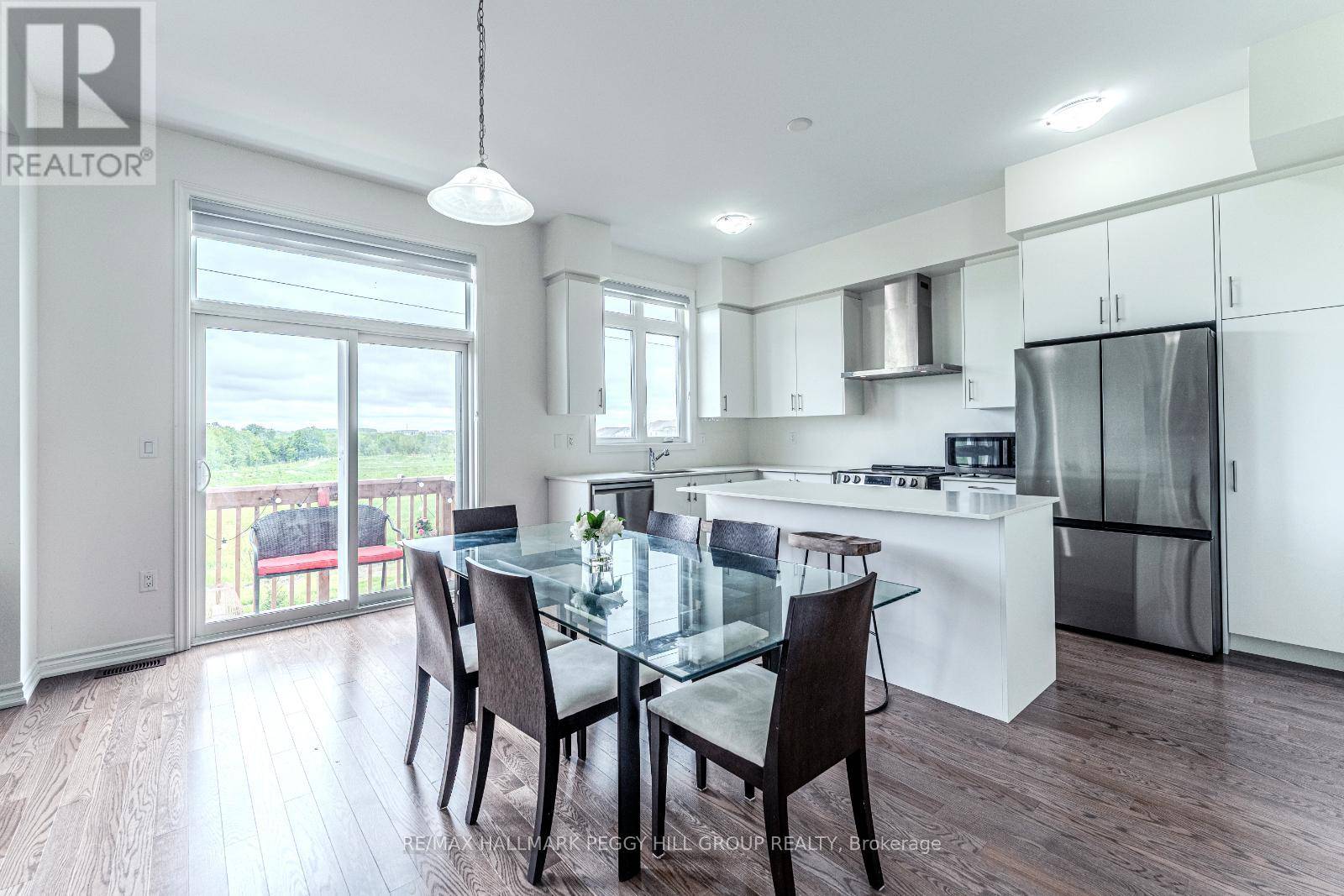 Barrie, ON L9J0P4,258 MADELAINE DRIVE