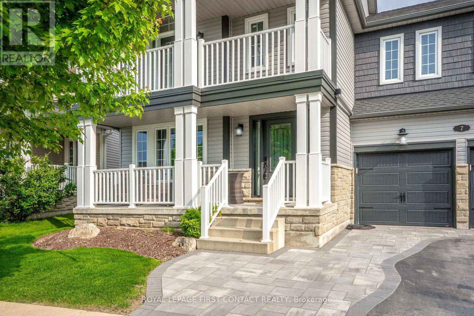 Barrie (innis-shore), ON L4M7H1,7 COUNSELLOR TERRACE