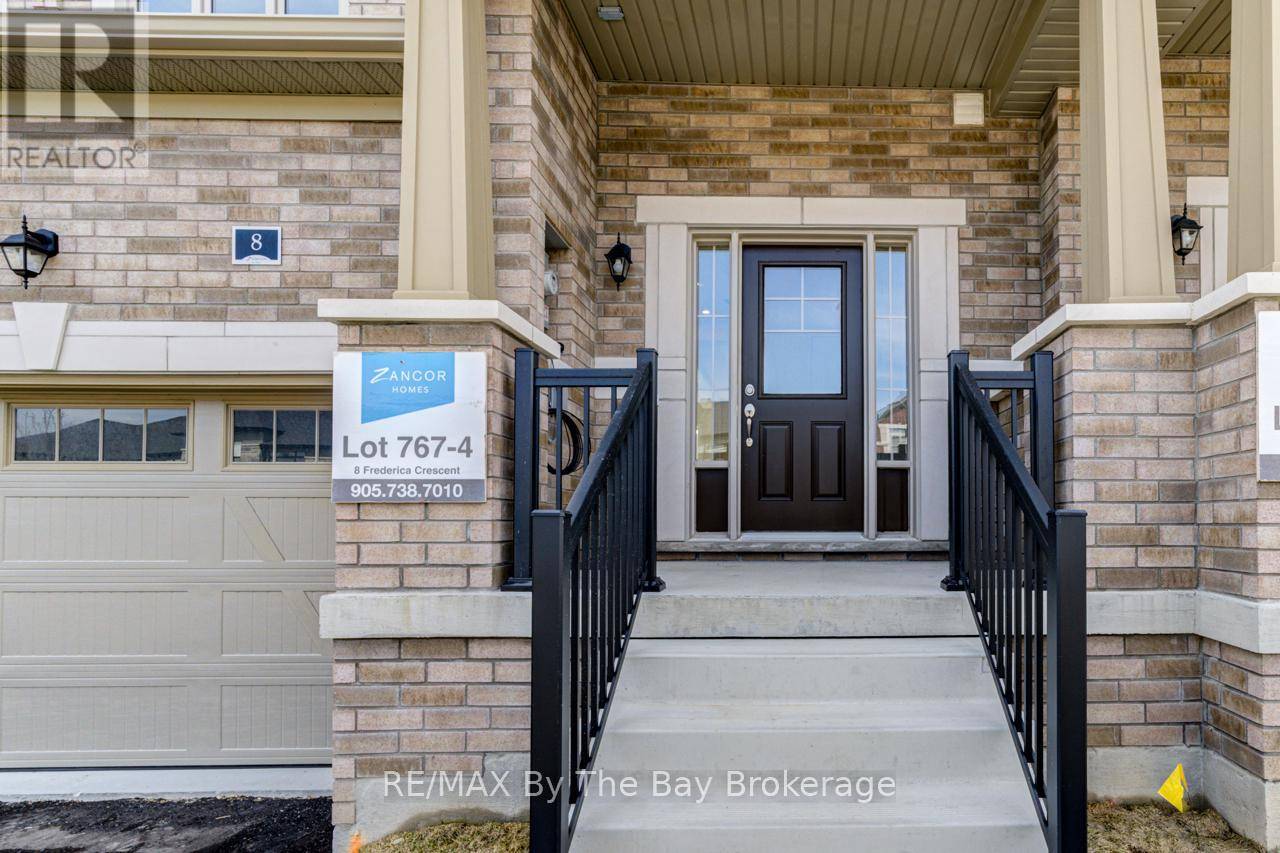 Wasaga Beach, ON L9Z0N6,8 FEDERICA CRESCENT