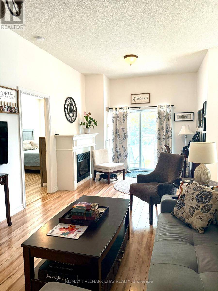 Orillia, ON L3V0B8,354 Atherley RD #102