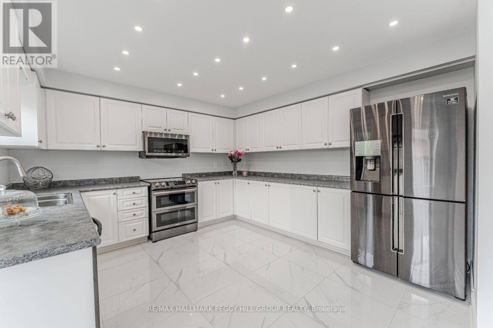 Barrie (painswick South), ON L4N8W2,112 WIDGEON STREET