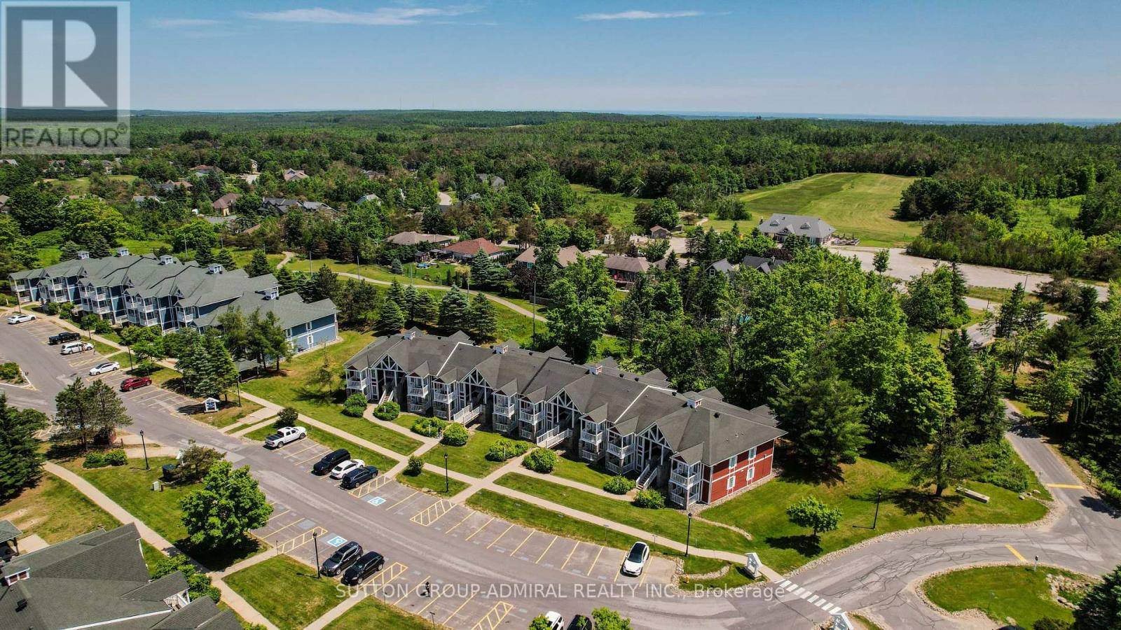 Oro-medonte (horseshoe Valley), ON L0L2L0,90 Highland DR South #2010