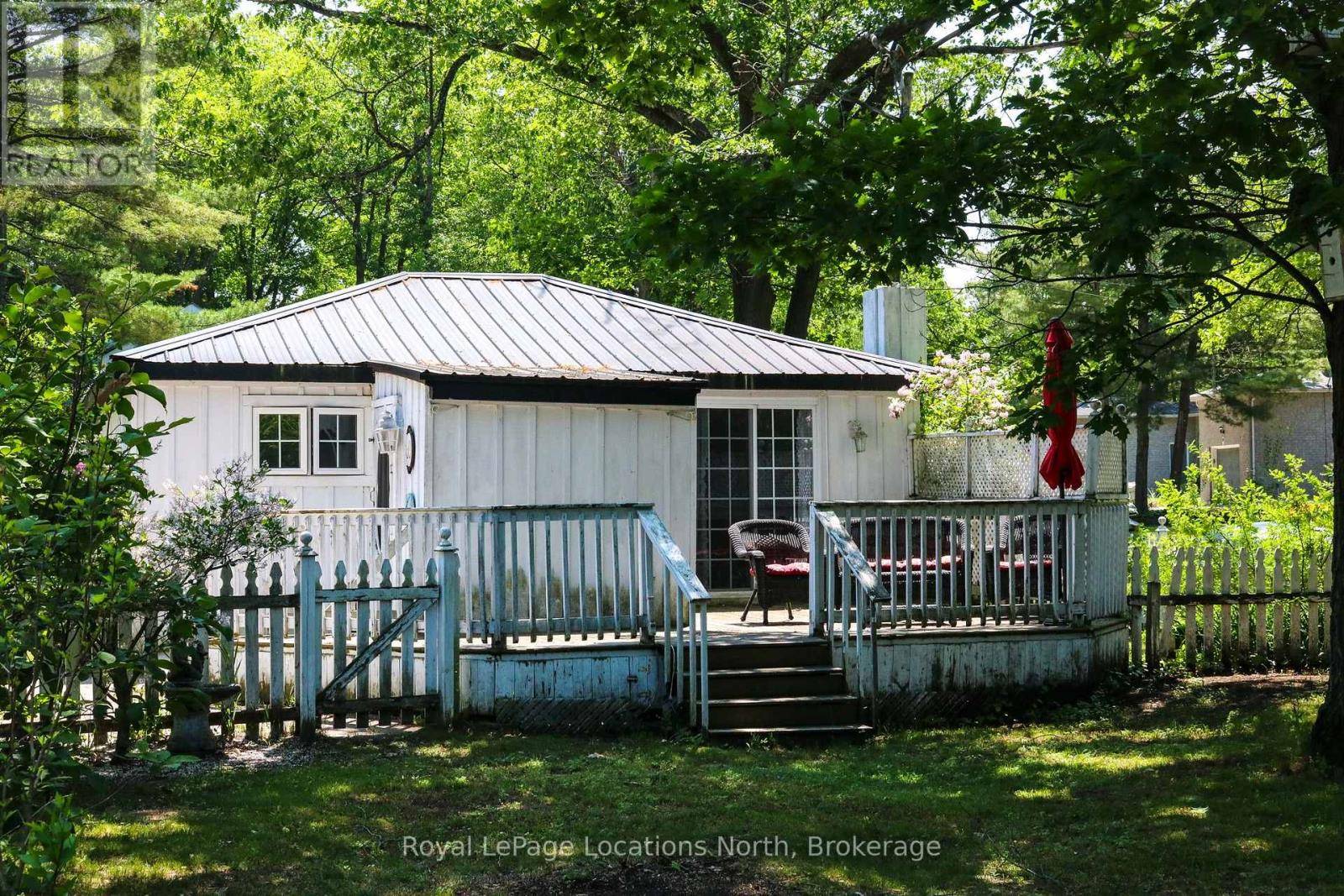 Wasaga Beach, ON L9Z2T2,60 PARKWOOD DRIVE