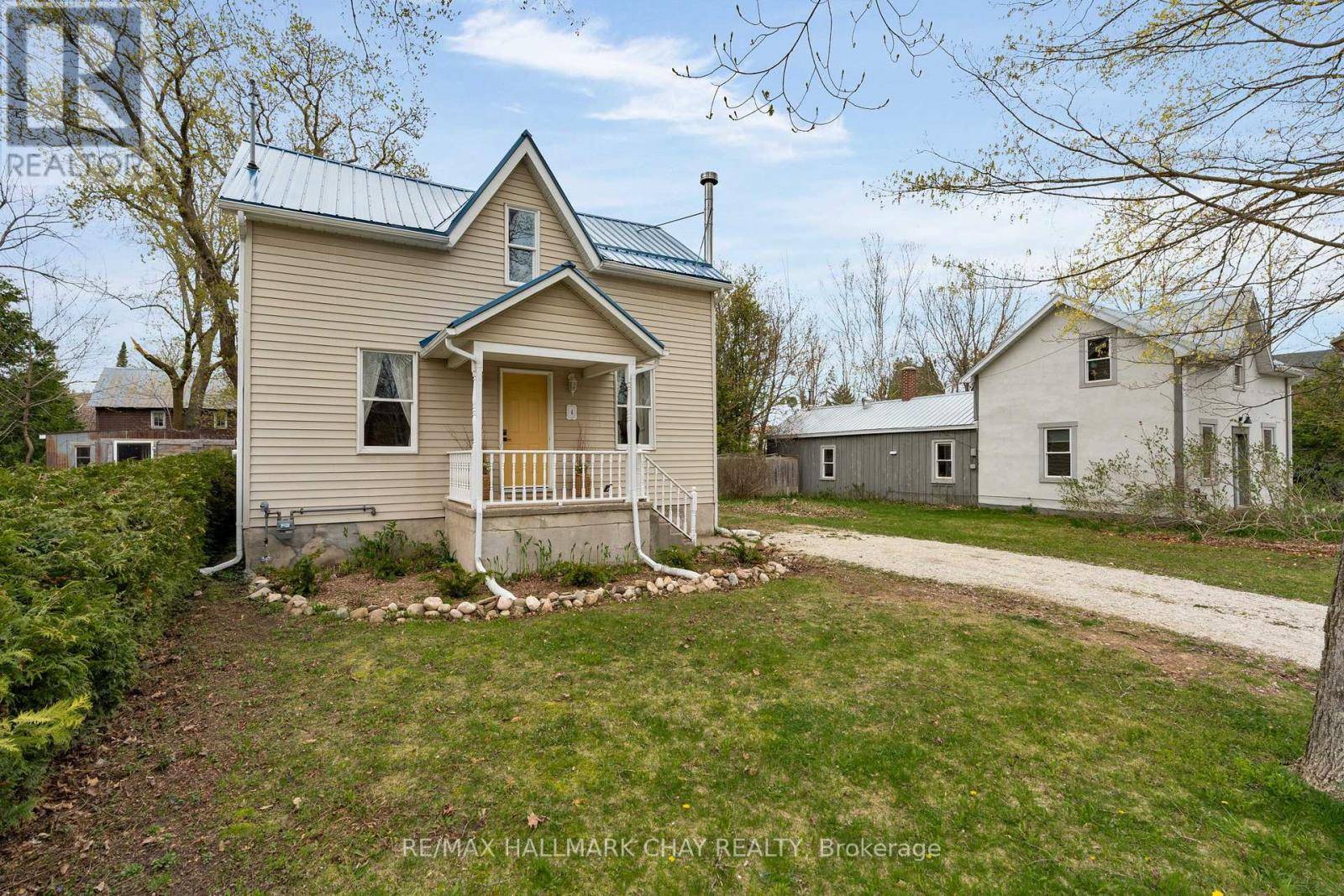 Clearview (creemore), ON L0M1G0,4 WELLINGTON STREET E