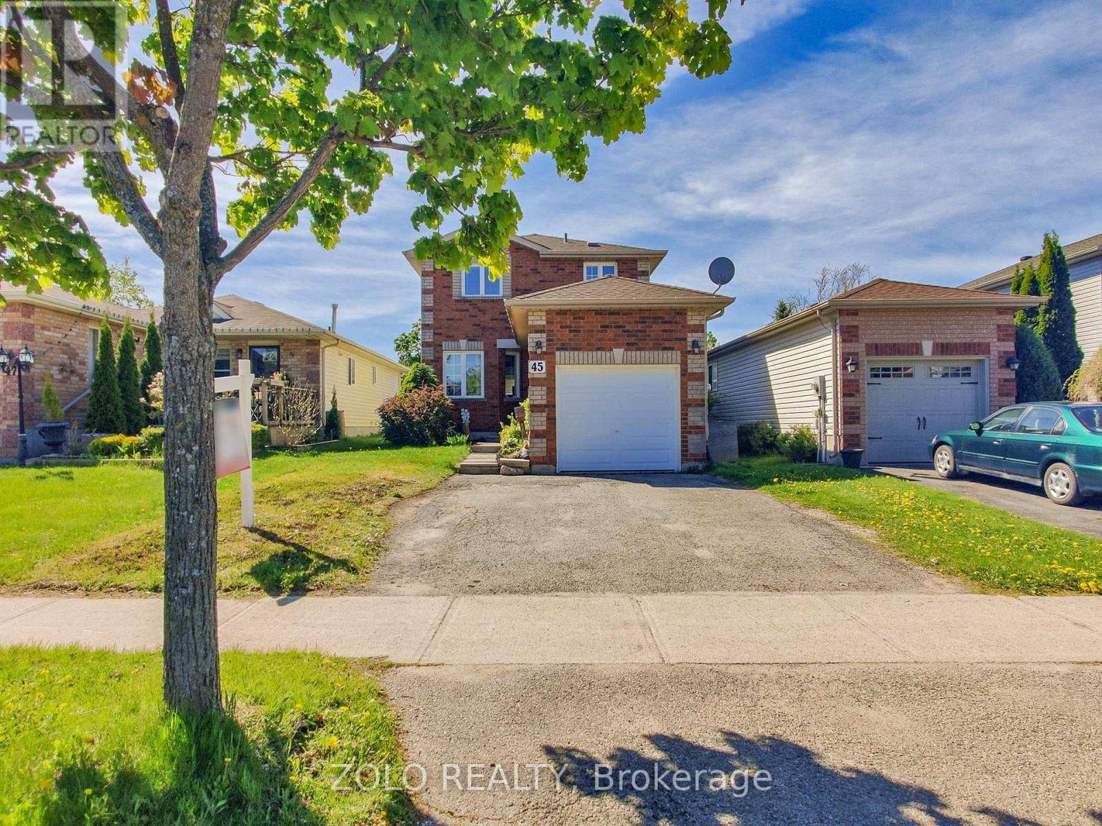 Barrie (holly), ON L4N8E8,45 ATHABASKA ROAD