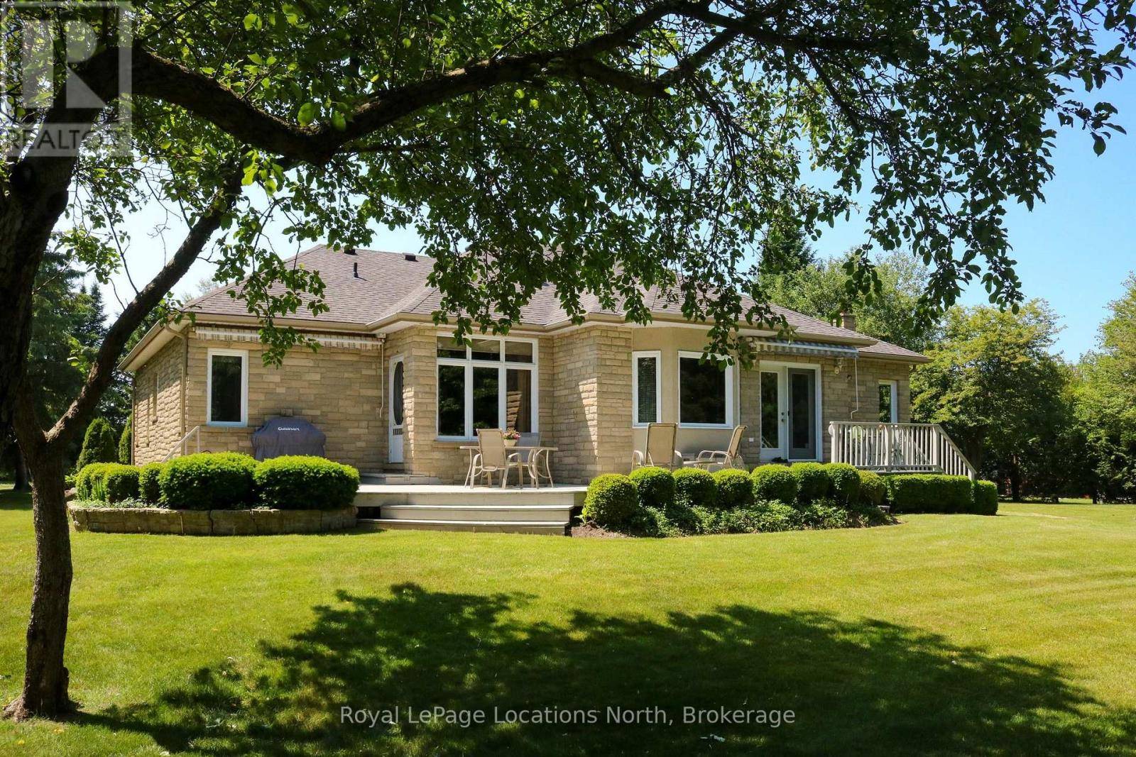 Wasaga Beach, ON L9Z1J8,8 HILLIER COURT