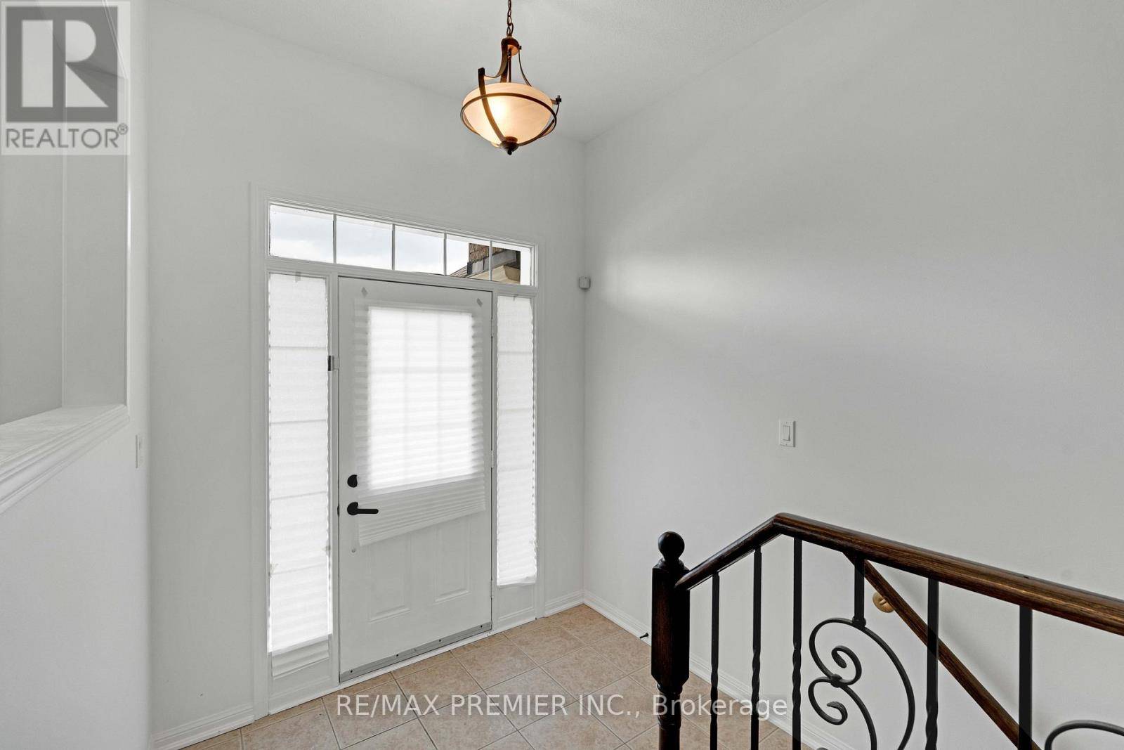 Wasaga Beach, ON L9Z3B3,67 MEADOWLARK BOULEVARD
