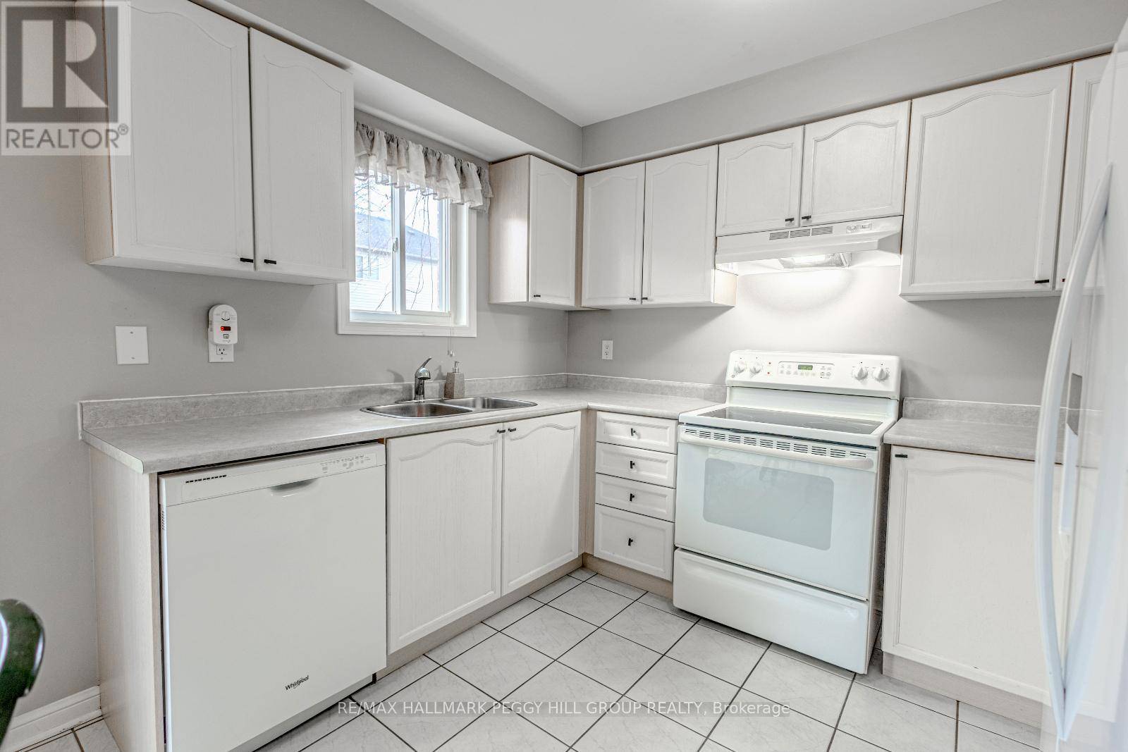 Barrie (edgehill Drive), ON L4N0R2,71 PRINGLE DRIVE