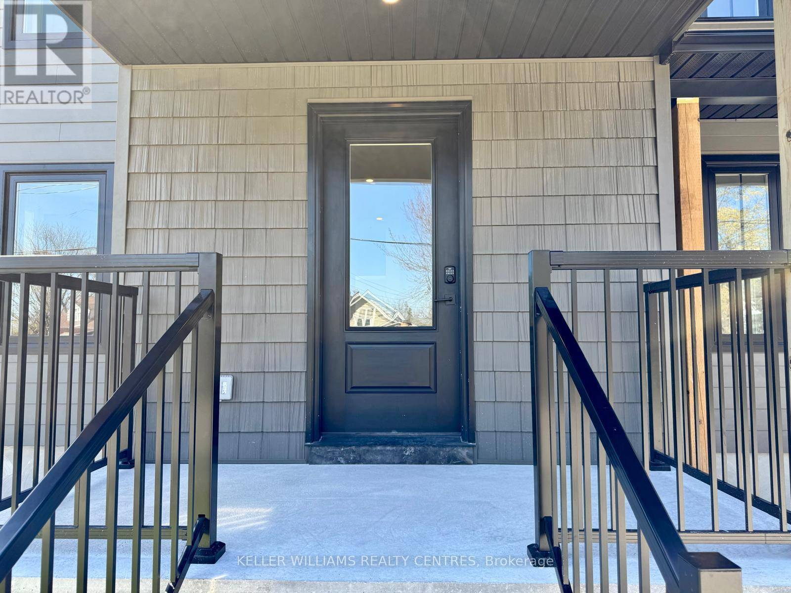 Barrie (allandale), ON L4N2T8,65 HOLGATE STREET