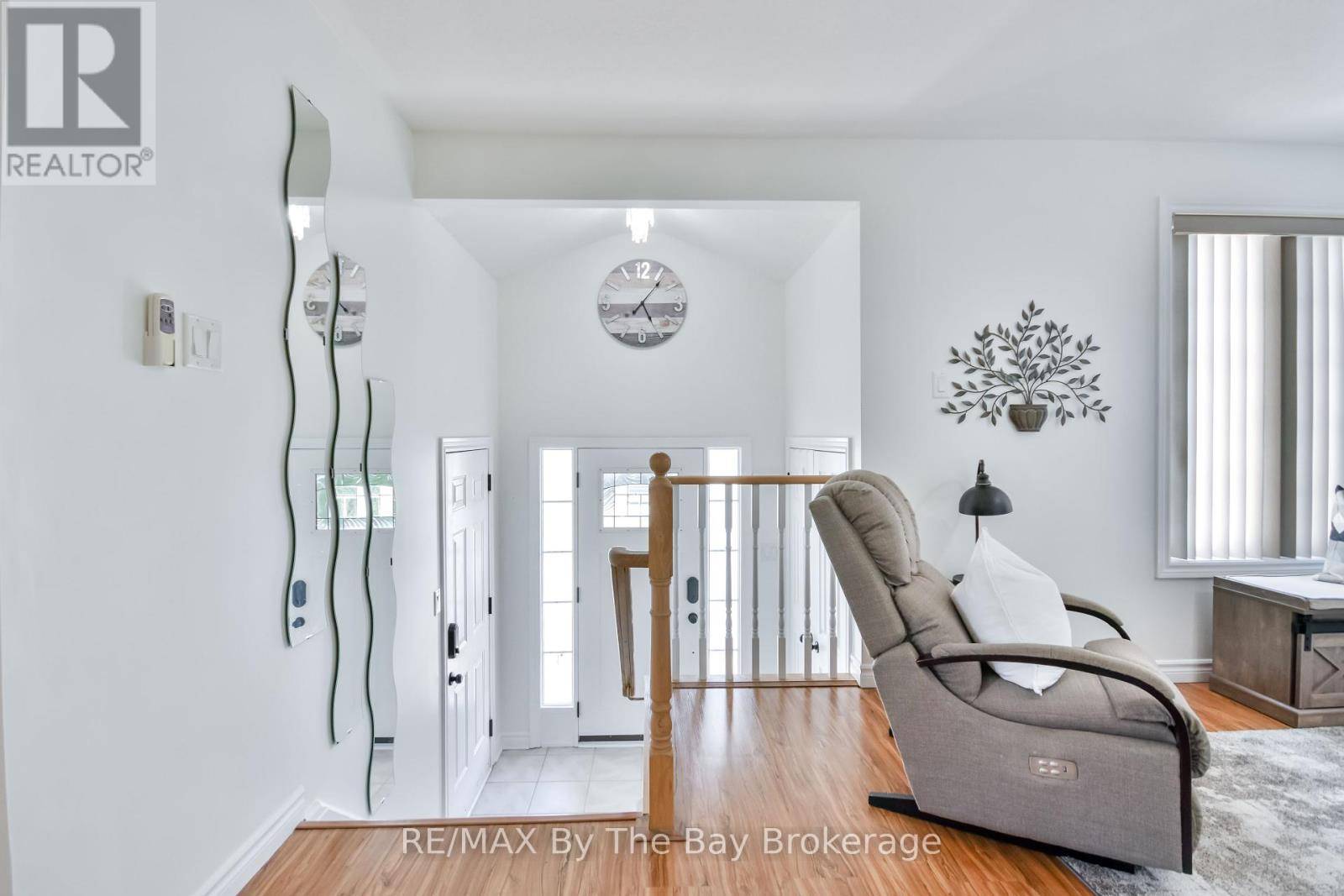 Wasaga Beach, ON L9Z2Z1,336 ROBINSON ROAD