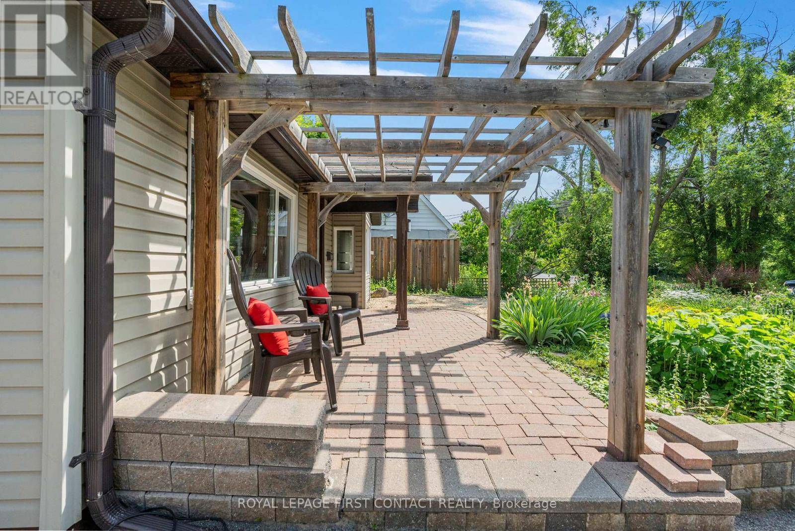 Oro-medonte, ON L4M1E7,318 SHANTY BAY RD ROAD