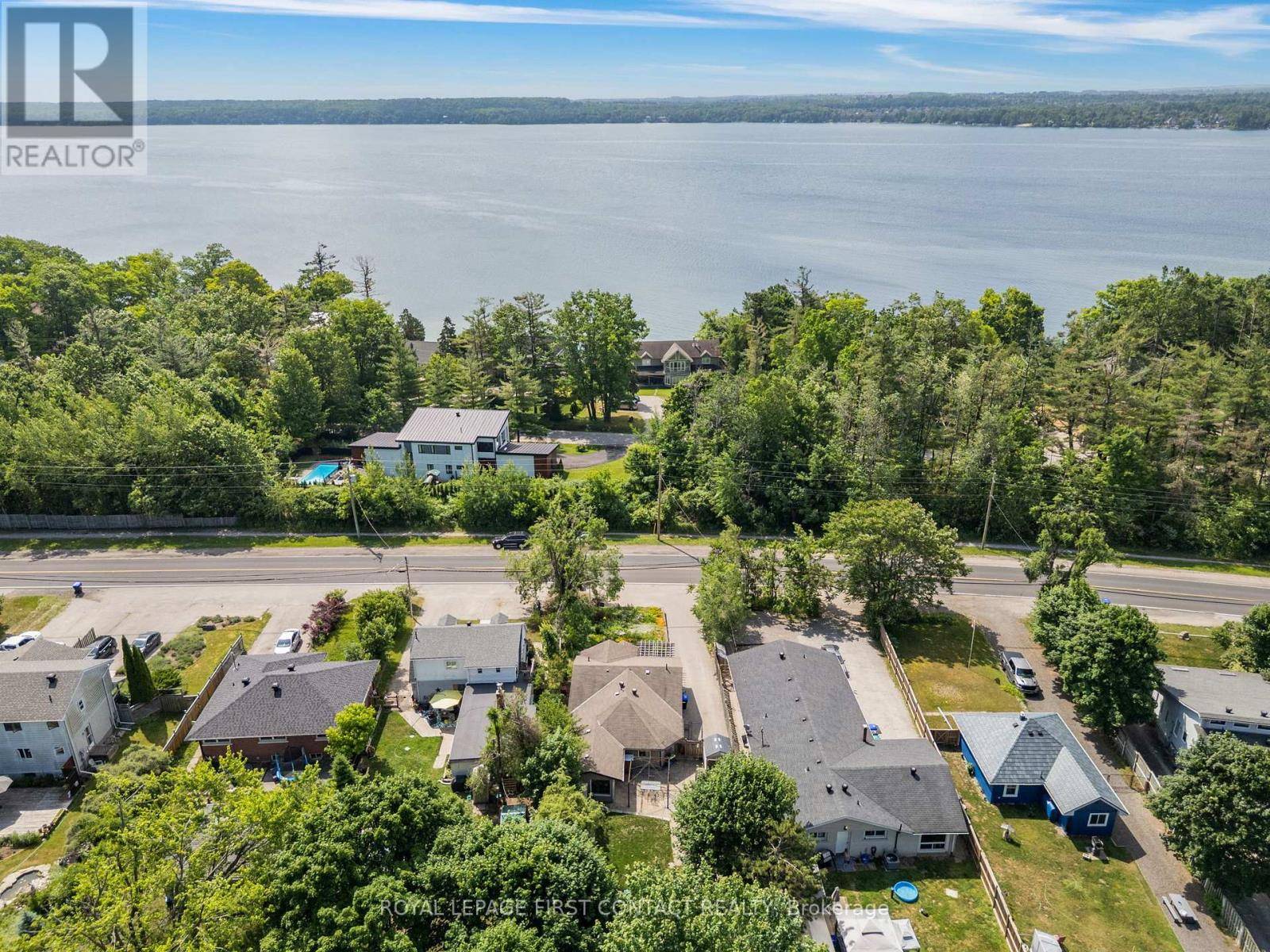 Oro-medonte, ON L4M1E7,318 SHANTY BAY RD ROAD