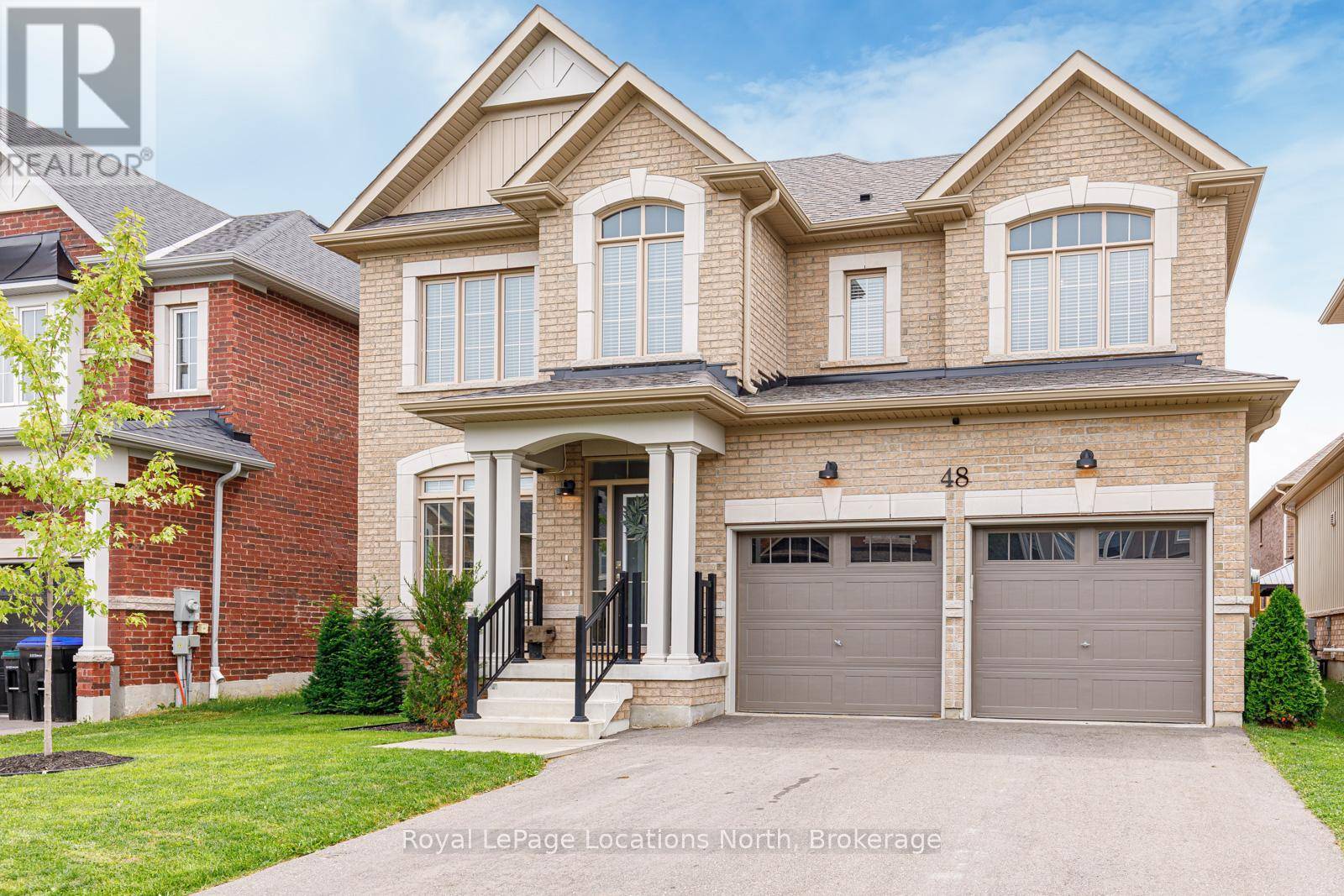 Collingwood, ON L9Y3Z6,48 MCLEAN AVENUE