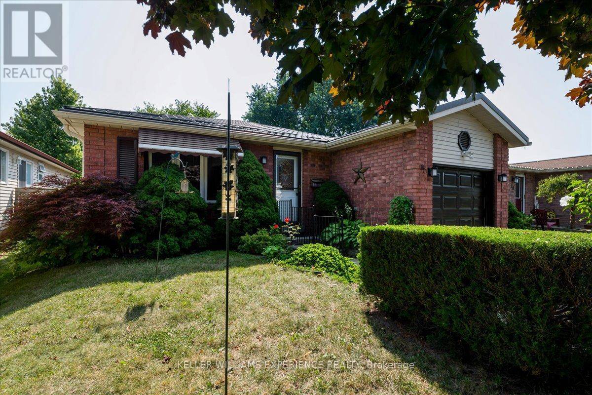 Barrie (grove East), ON L4M5T3,92 HICKLING TRAIL