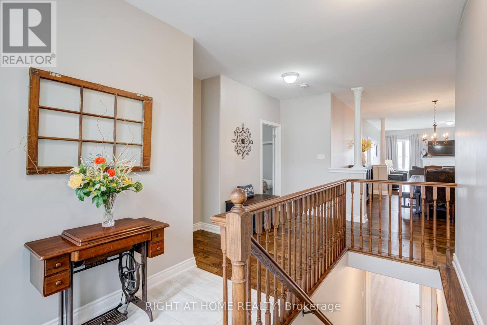 Orillia, ON L3V8K3,3125 MONARCH DRIVE