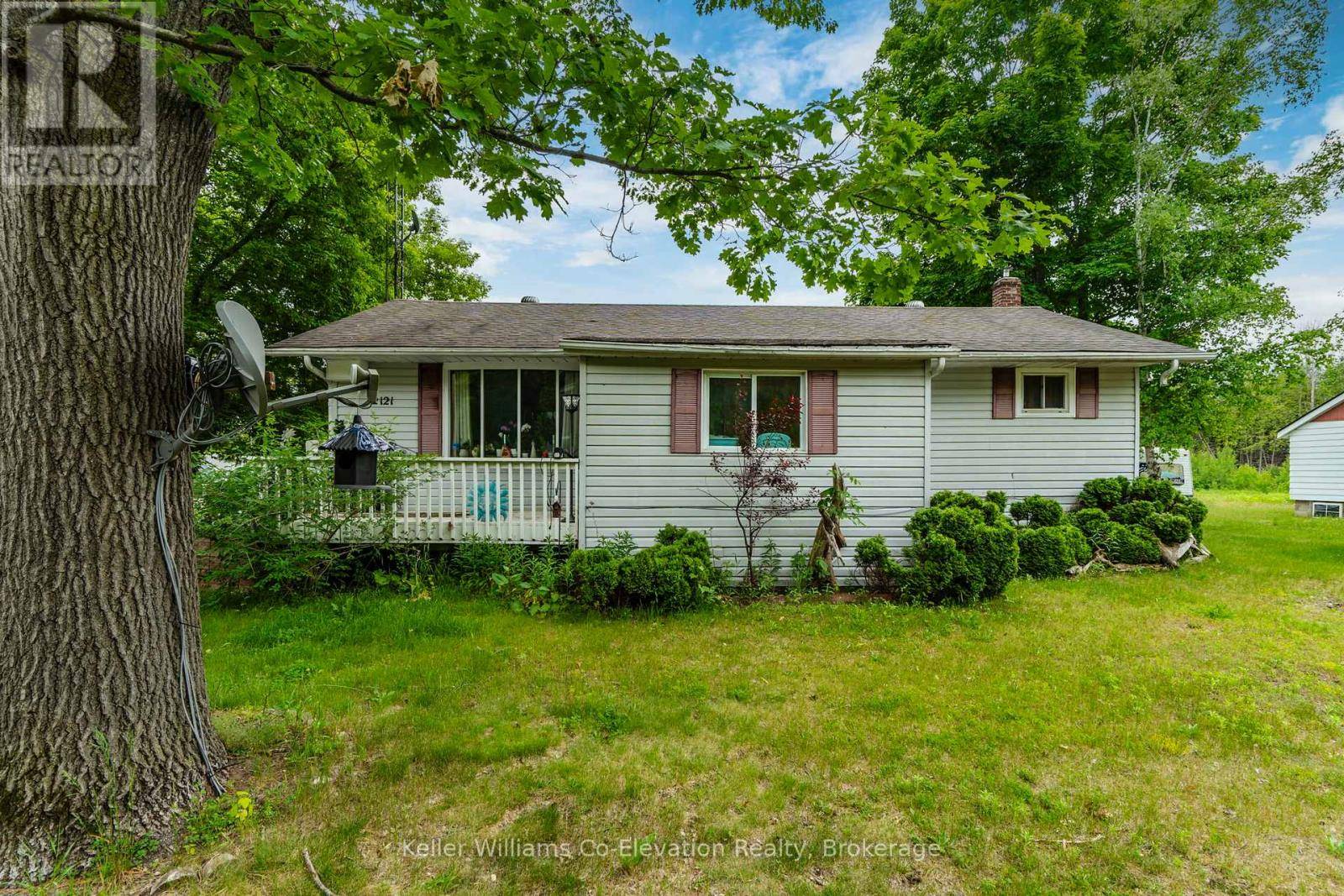 Wasaga Beach, ON L9Z2W9,2121 KLONDIKE PARK ROAD