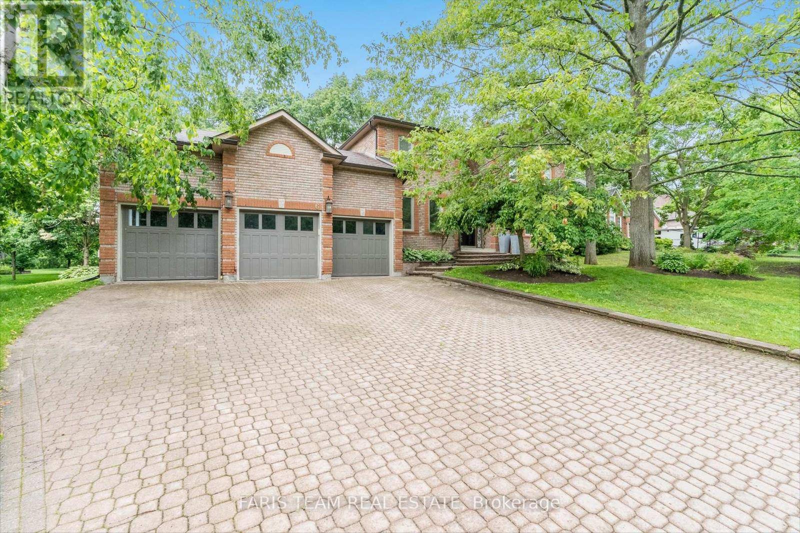 Springwater (centre Vespra), ON L9X0S2,6 ALANA DRIVE