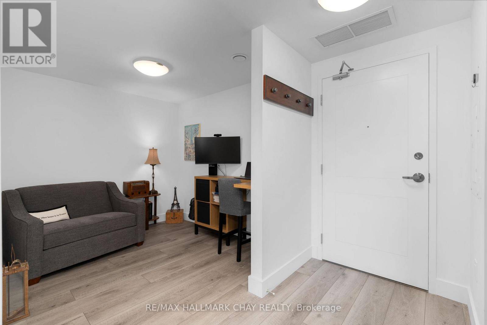 Collingwood, ON L9Y5T6,4 Kimberly LN #224
