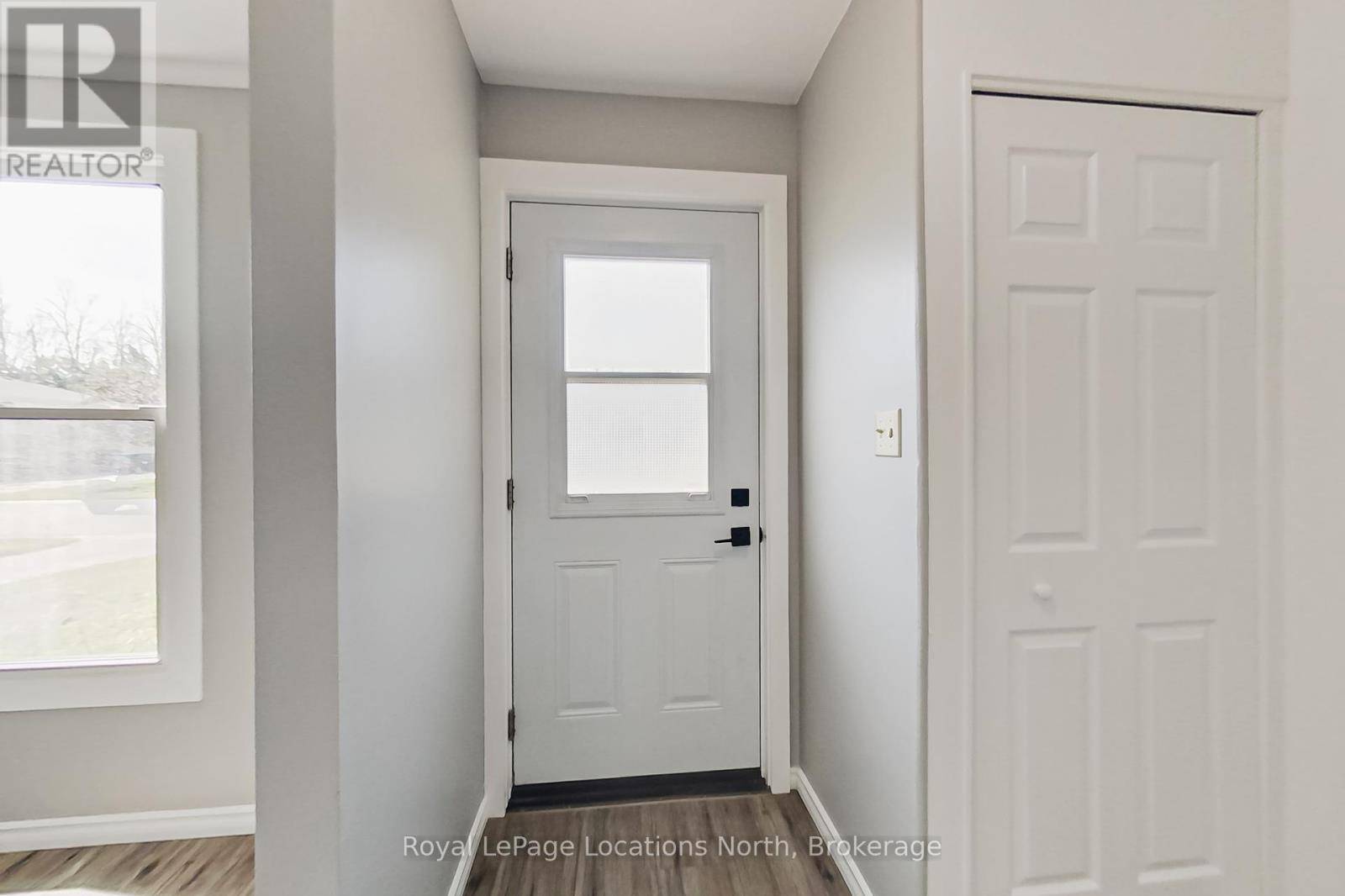 Collingwood, ON L9Y2H3,510 TENTH STREET