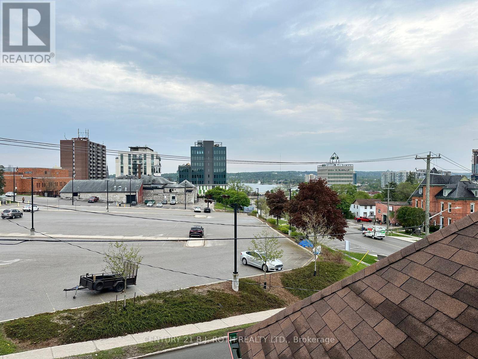 Barrie (city Centre), ON L4M3M7,99 MULCASTER STREET