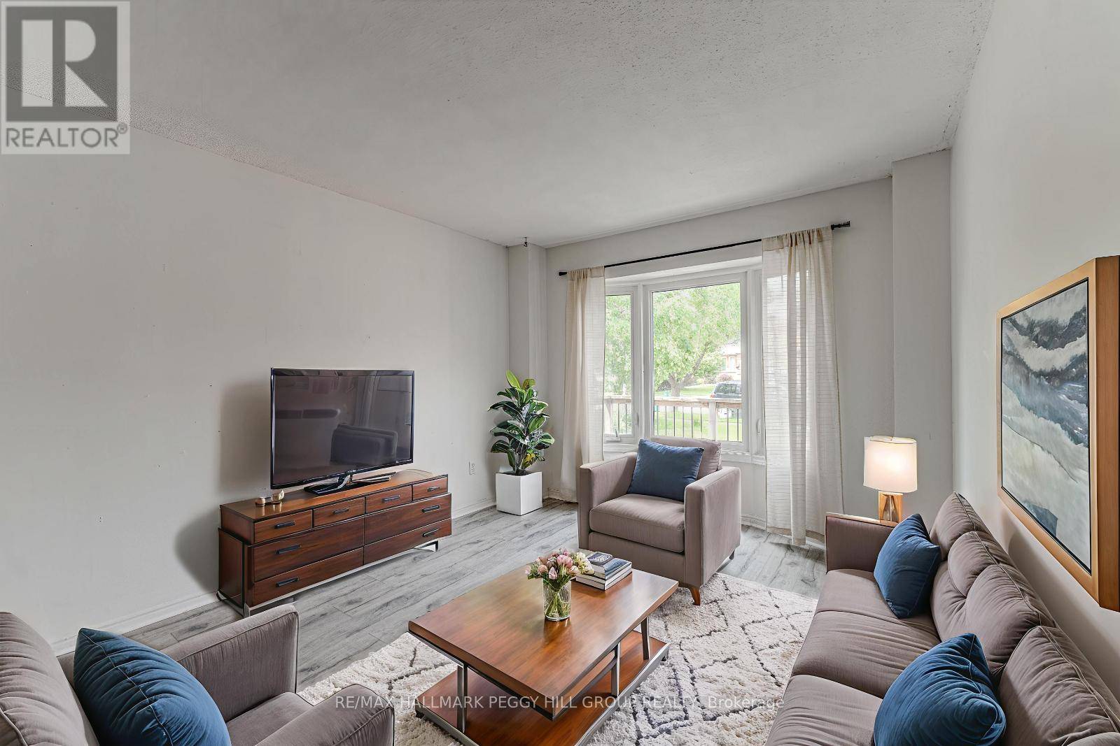 Barrie (grove East), ON L4M5W7,256 HICKLING TRAIL