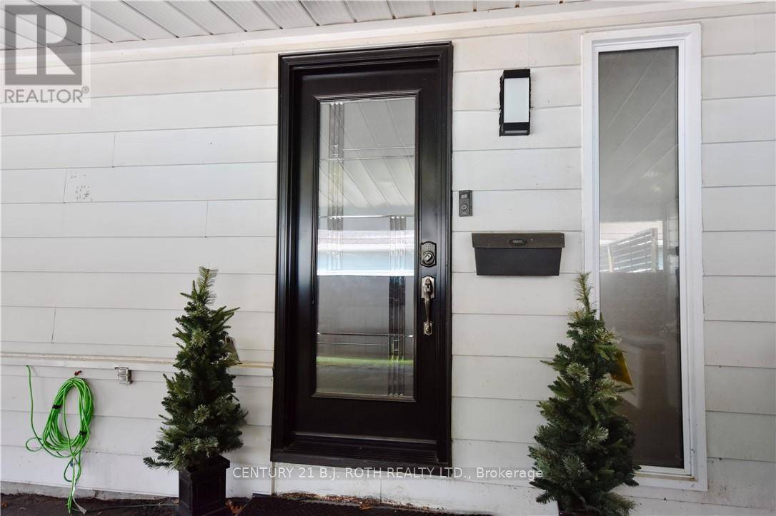 Midland, ON L4R2P5,624 BAYVIEW DRIVE