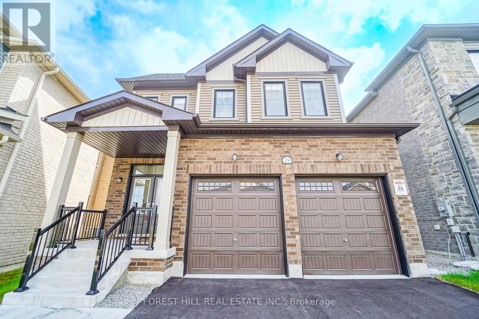 Barrie, ON L9J0W8,29 KINGSBURY TRAIL