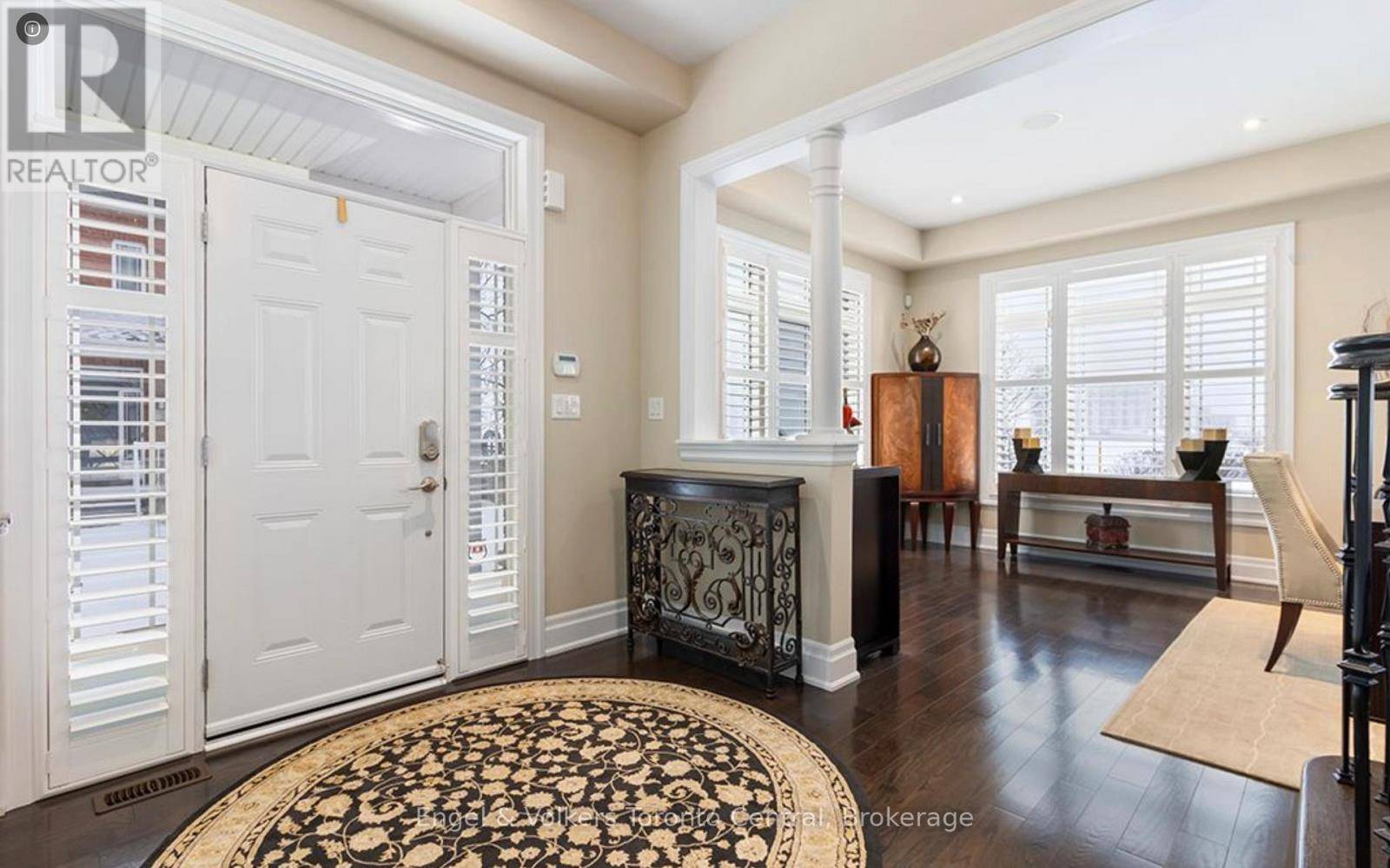 Collingwood, ON L9Y0J9,1 Westmount Mews #7