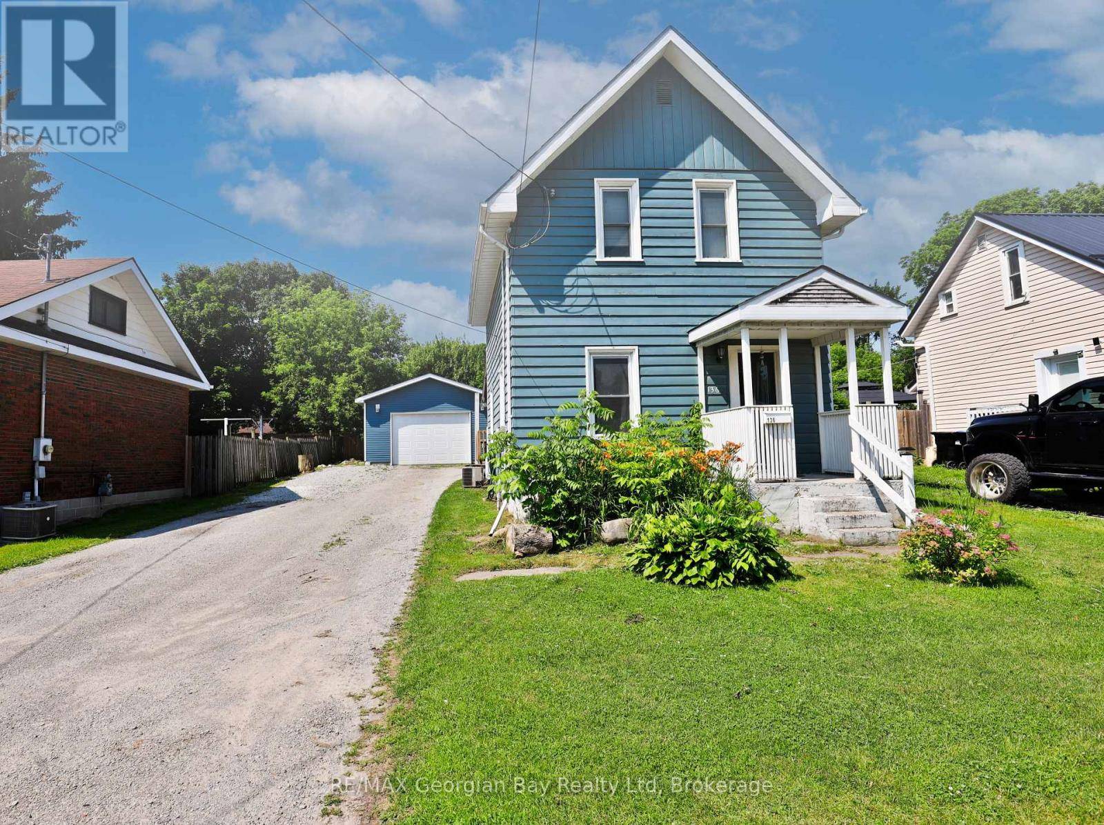 Midland, ON L4R3T2,136 FOURTH STREET